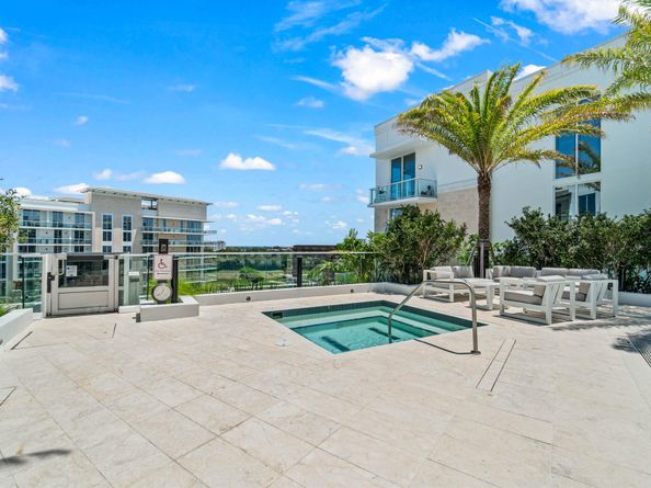 220 SE Mizner Boulevard 609, Boca Raton FL 33432