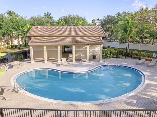 600 NW 24th Avenue, Boynton Beach FL 33426