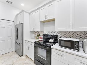 600 NW 24th Avenue, Boynton Beach FL 33426