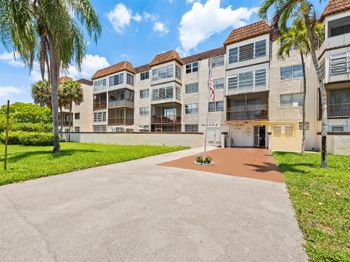 7100 NW 17th St