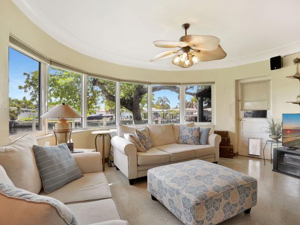420 SE 14th Ave, Pompano Beach FL 33060