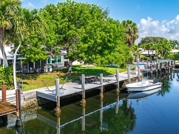 420 SE 14th Ave, Pompano Beach FL 33060