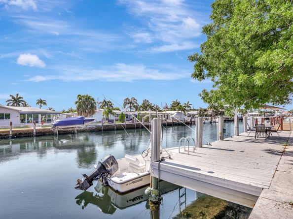 420 SE 14th Ave, Pompano Beach FL 33060