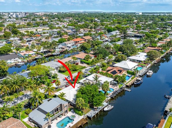 420 SE 14th Ave, Pompano Beach FL 33060