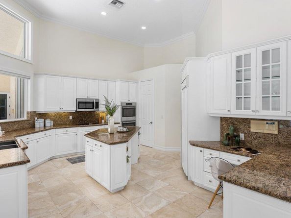 16164 Bridlewood Circle, Delray Beach FL 33445