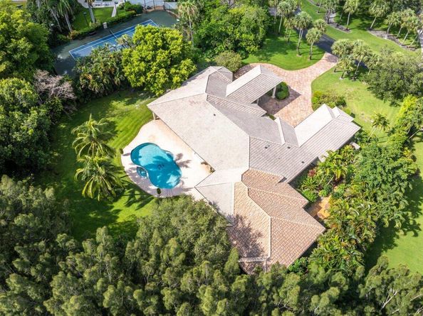16164 Bridlewood Circle, Delray Beach FL 33445
