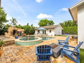 310 Edgewood Drive N, West Palm Beach FL 33405