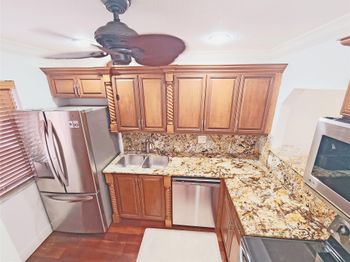 139 Sparrow Dr