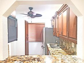 139 Sparrow Dr 4B, Royal Palm Beach FL 33411