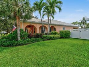 2584 E Community Drive, Jupiter FL 33458