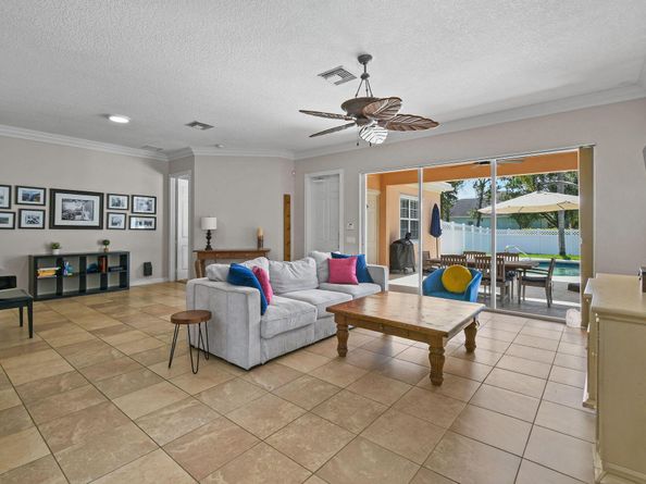 2584 E Community Drive, Jupiter FL 33458