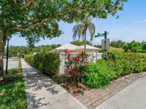 2584 E Community Drive, Jupiter FL 33458