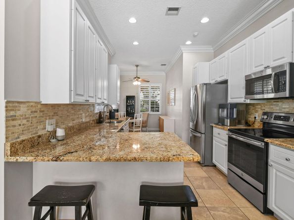 2584 E Community Drive, Jupiter FL 33458