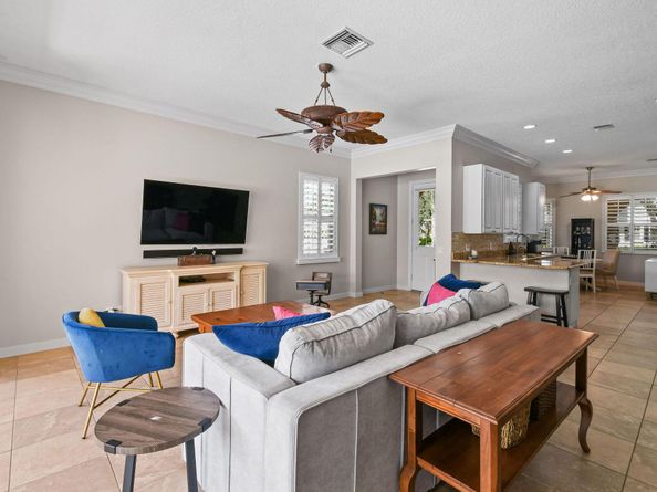 2584 E Community Drive, Jupiter FL 33458