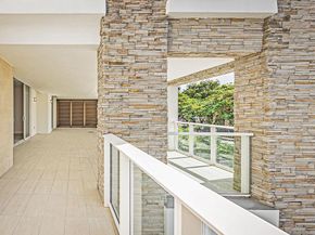 220 SE Mizner Boulevard 204, Boca Raton FL 33432