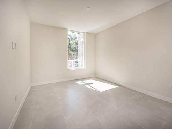 220 SE Mizner Boulevard 204, Boca Raton FL 33432