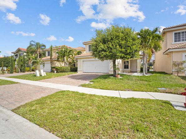 6427 Adriatic Way, Greenacres FL 33413