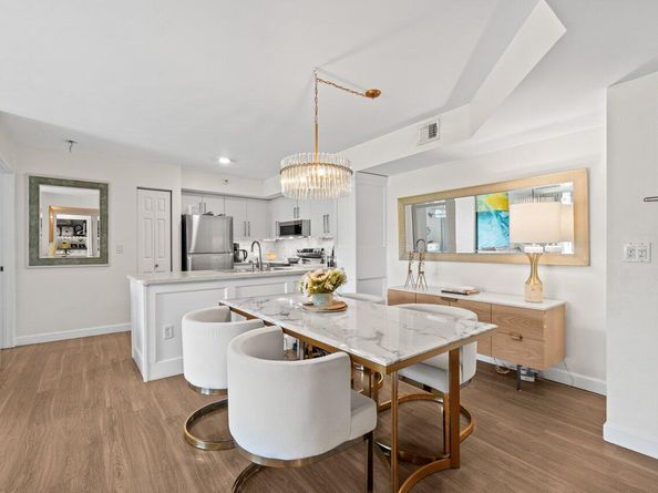 127 Yacht Club Way 208, Hypoluxo FL 33462