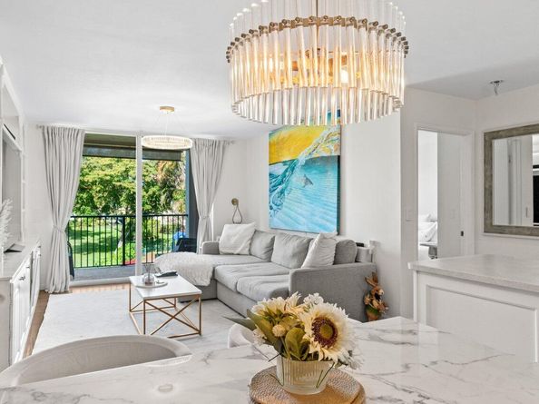 127 Yacht Club Way 208, Hypoluxo FL 33462