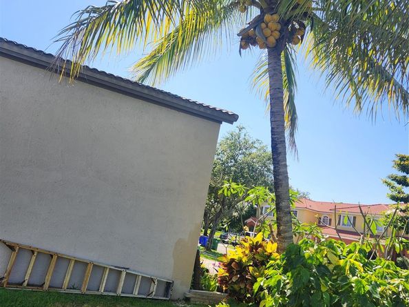 Undisclosed Address #FX-10497715, Miramar FL 33025