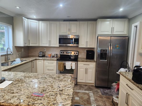 Undisclosed Address #FX-10497715, Miramar FL 33025