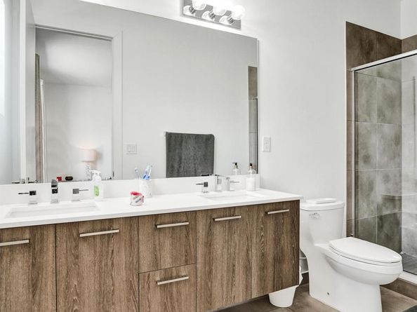480 NE 35th Ct 2, Oakland Park FL 33334