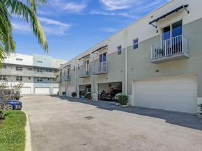 480 NE 35th Ct 2, Oakland Park FL 33334