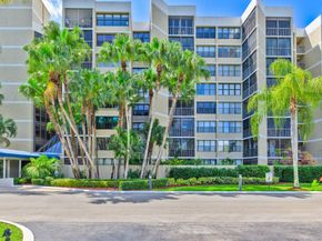 16300 Golf Club Rd 719, Weston FL 33326