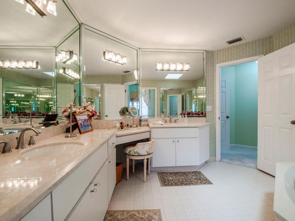 193 Thornton Drive, Palm Beach Gardens FL 33418