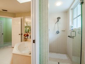 193 Thornton Drive, Palm Beach Gardens FL 33418