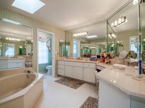 193 Thornton Drive, Palm Beach Gardens FL 33418