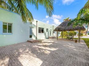 338 Taylor St, Hollywood FL 33019