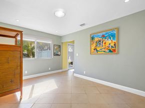 338 Taylor St, Hollywood FL 33019