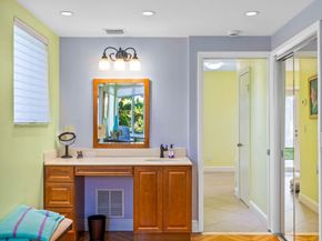 338 Taylor St, Hollywood FL 33019