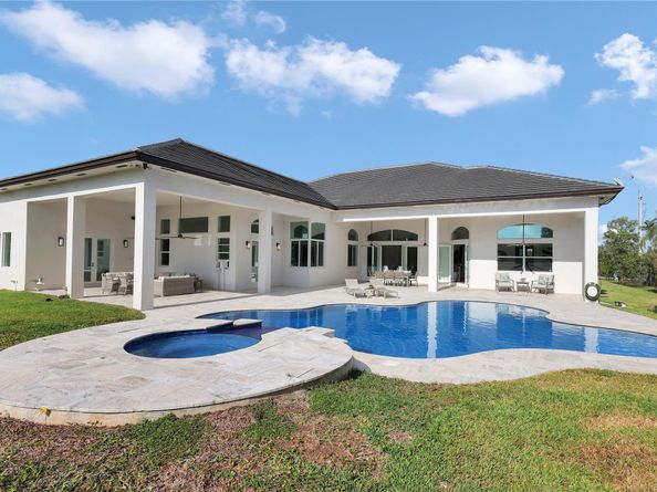 5941 SW 185th Way, Southwest Ranches FL 33332