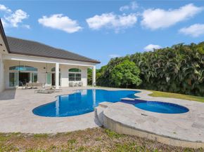 5941 SW 185th Way, Southwest Ranches FL 33332