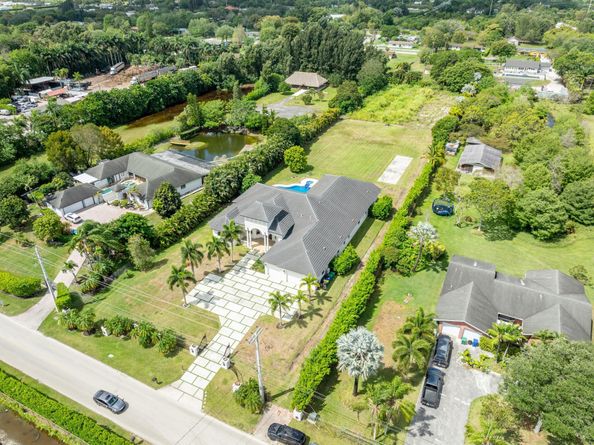 5941 SW 185th Way, Southwest Ranches FL 33332