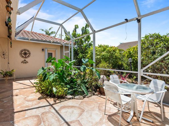 5374 NW 57th Ave, Coral Springs FL 33067