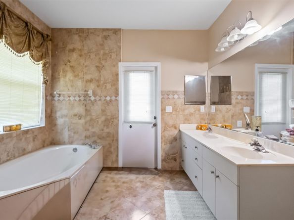 5374 NW 57th Ave, Coral Springs FL 33067