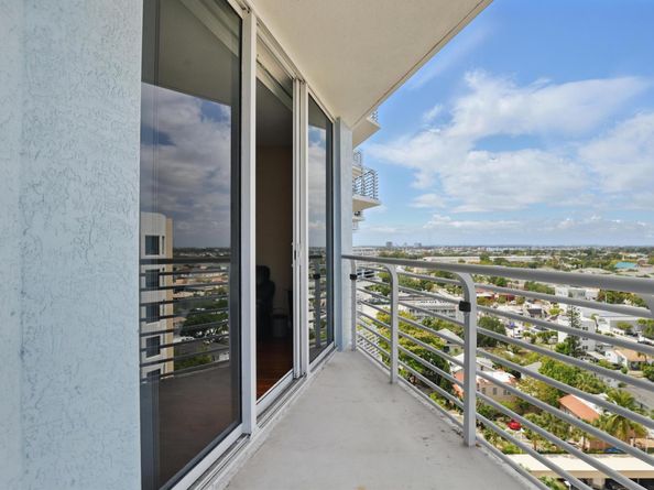 1551 N Flagler Drive 1403, West Palm Beach FL 33401