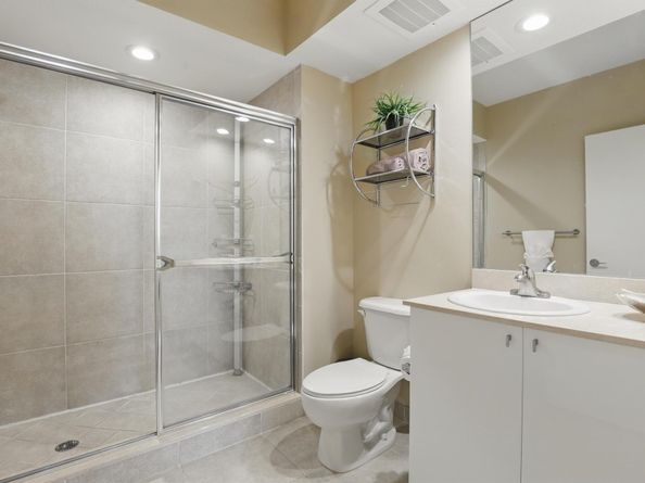 1551 N Flagler Drive 1403, West Palm Beach FL 33401