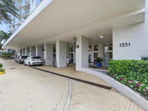 1551 N Flagler Drive 1403, West Palm Beach FL 33401