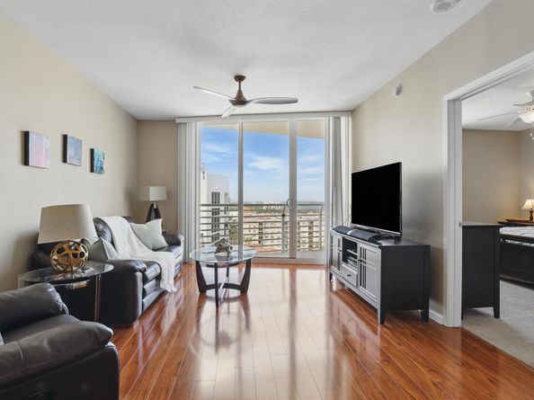 1551 N Flagler Drive 1403, West Palm Beach FL 33401