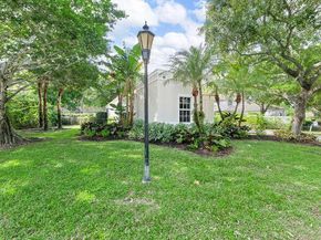 2707 Players Court, Wellington FL 33414