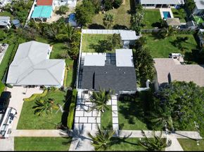 355 Maddock St, West Palm Beach FL 33405