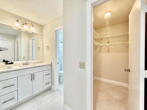 9890 Pecan Tree Drive B, Boynton Beach FL 33436