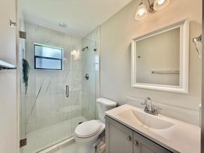 9890 Pecan Tree Drive B, Boynton Beach FL 33436