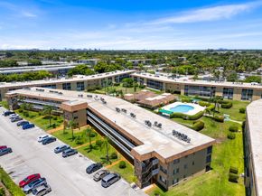 500 Village Green Circle 311, Palm Springs FL 33461