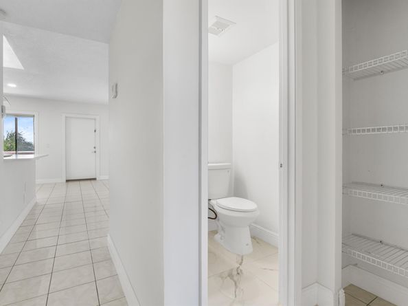 500 Village Green Circle 311, Palm Springs FL 33461