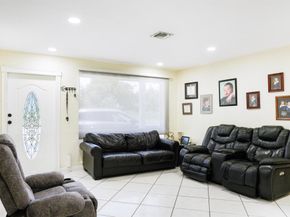 1395 SW 46 Th Avenue, Fort Lauderdale FL 33317